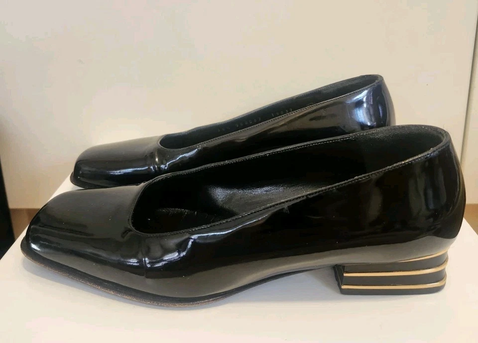 De colección Como Nuevo Bruno Magli Negro Charol Cuadrado Zapatos de tacón talla 6,5/36,5 Ret. $350 Foto 1 de 4