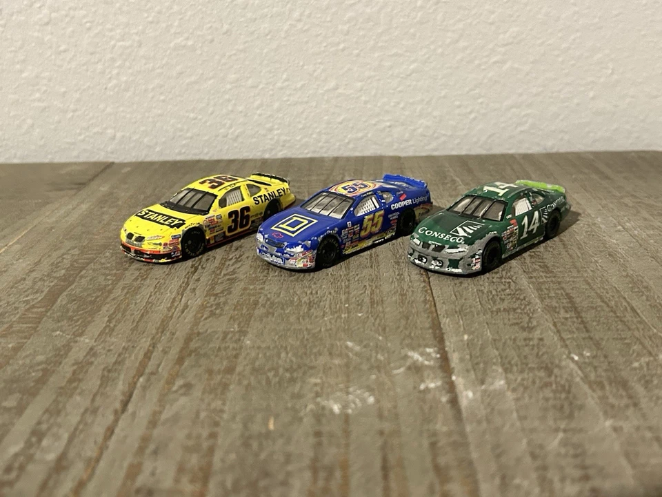 NASCAR HotWheels 1/64 Lot Of 3 - Kenny Wallace, Todd Bodine, Ron Hornaday - Image 1 of 3