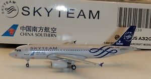 JC Wings 1:400  China Southern Airlines  A320   #B-1697  -  XX4230