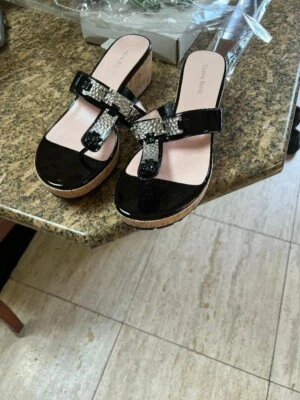 TARYN ROSE Cuña charol negro 38,5 Foto 1 de 3