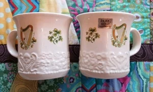 Set of 2 Vintage Carrigcraft County Cork Ireland Shamrock Embossed Mugs Cups  - Picture 1 of 4