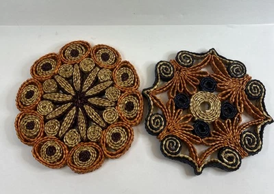 Set of 2 Vtg Straw Rattan Woven Trivets 7" Braided Kitchen Hot Pads Boho Decor - Image 1 of 4