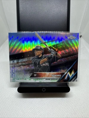 2016 Topps Chrome Ichiro Black Refractor, SP, #116, Mariners Marlins - Image 1 of 4