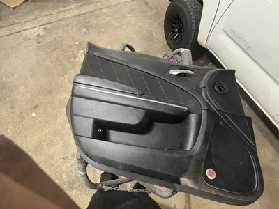 Panel de puerta delantero del lado del conductor Dodge Charger 2011-2023 Foto 1 de 4