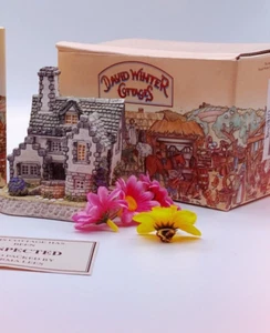 Retro D WINTER Ornamental Cottage Seminary Boxed - Picture 1 of 7