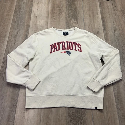 New England Patriots Sweatshirt Men 2XL XXL White Ivory Cream 47 Brand Crew Neck Cover