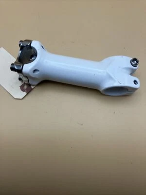 Felt 110mm Stem 1 1/8" DC 25.4mm Clamp +/-7 Deg White W/Chrome Face Plate - Image 1 of 3