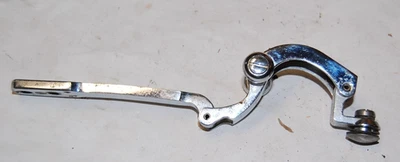 Pestillo ventana trasera bmw e10 2002 2002tii Foto 1 de 4