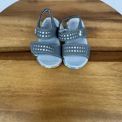 New NWOB Little Kids See Kai Run Billie Flexirun Strapped Gray Sandals Size 5 C - Image 1 of 4
