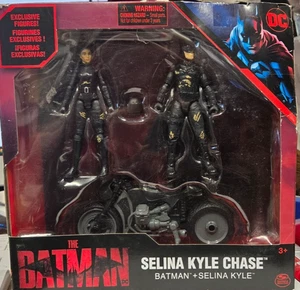 The Batman Selina Kyle Chase Action Figures and Motorcycle Brand New - Picture 1 of 2