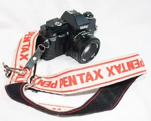 Vivitar V50 Reflex 35mm Camera with Pentax strap and Minolta Mount Vivitar Lens - Picture 1 of 7