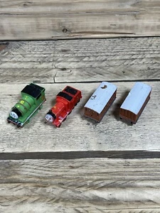4x Minifigura Thomas El Tren 2” My Busy Book Juguete Percy James Annie Clarabel - Imagen 1 de 11