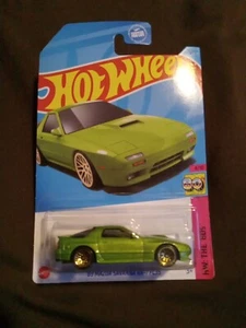 2023 Hot Wheels - 89 Mazda Savanna RX-7 FC35 HW: The '80's 51/250 Lime Green - Picture 1 of 4