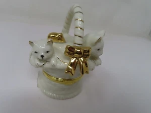 *Mikasa Kittens in A Basket Trinket Box Gold Gilt Fine Porcelain Cats Ring Box - Picture 1 of 5