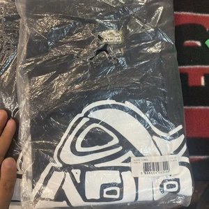Vintage Y2K ADIO Skateboard Black T Shirt Teen Size Large - Picture 1 of 2