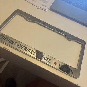 Tunnel To Towers I Support America Heroes T2T.ORG License Plate Holder EUC - Foto 1 di 12