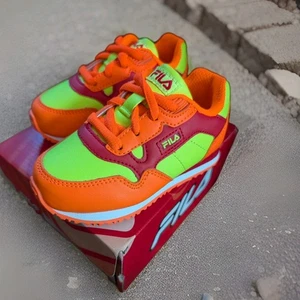 Fila Cress Color Block Red Orange Yellow Infant Size 8 Sneaker Toddler - Picture 1 of 5