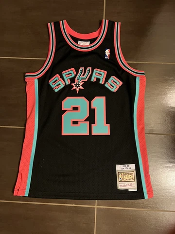 Tim Duncan Mitchell & Ness 1998-99 Spurs Alternate Jersey Authentic Adult Owned Cover
