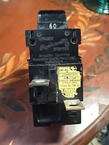 Bulldog Eléctrico Pushmatic 60 Amp 2 Polos 120/240 Disyuntor W260 - Imagen 1 de 9