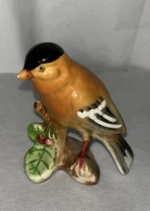 Vintage Goldfinch Yellow Bird Finch Ceramic Figurine Made In Japan - Picture 1 of 7