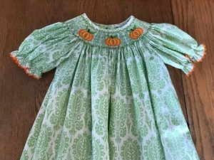 Shrimp & Grits Kids Smocked Bishop Dress Sz 5 Embroidered Pumpkins Fall VGC - Picture 1 of 9