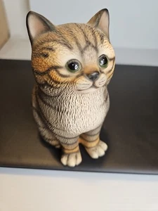Vintage 5" Harvey Knox Kingdom House of Global Art Tabby Cat Figurine - Picture 1 of 7