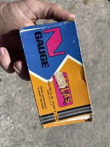 Atlas N Gauge Mixed Lot of Track Pieces & Connectors - Picture 1 of 4