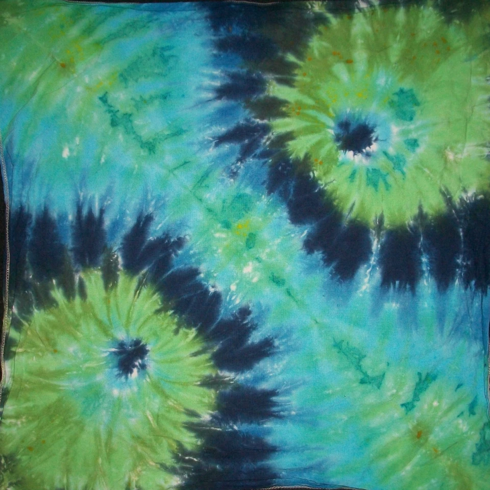 Bandana Tie Dye Azul y Verde Teñida Hecha a Mano Algodón Hippie Hecho en EE. UU. Foto 1 de 1