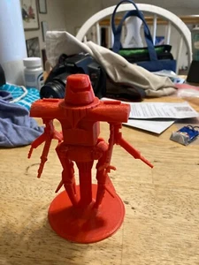 3D-gedruckter Maximilian aus Blackhole rot falimant, niedrige Res. - Bild 1 von 3