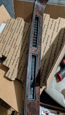 78-88 OLDSMOBILE CUTLASS Pasajero Salpicadero Ventilación Cuerpo G MADERA GRANO Sin A/C Foto 1 de 4