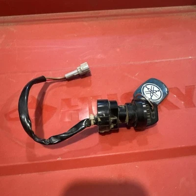 Interruptor de encendido de llave OEM Raptor 125 250 350 660 700 250R 660R 700R Bruin Foto 1 de 3