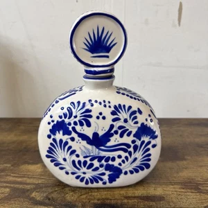 Los Azulejos Tequila Anejo Hand Painted Talavera Empty Bottle Jug With Stopper - Picture 1 of 8