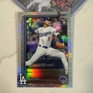 ROKI SASAKI 2025 Topps Series 2 #558 Topps Foil Parallel Rookie RC - Picture 1 of 2