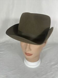 Chapeau vintage pedigree Fifth Avenue New York en feutre vert taille 6 3/4 RARE