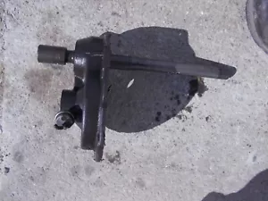 Ford 881 800 tractor Select O Speed SOS Transmission front cover w/ input shaft - Picture 1 of 8