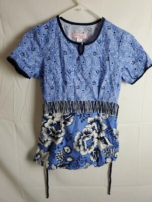 KOI KATHY PETERSON LAYLA Blue Floral Flower Nurse Scrub Top 146PR  sz XS - Image 1 of 4