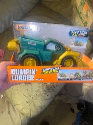 Matchbox Dumpin' Loader Truck. Age 3+ - Image 1 of 4