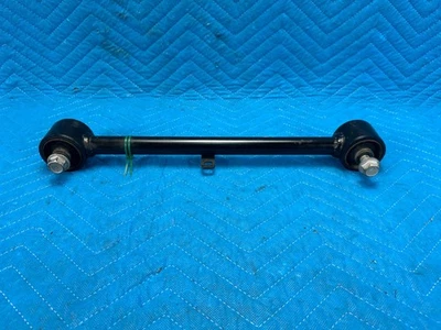 Brazo de control superior trasero lado del pasajero Toyota Land Cruiser LX470 1998-2007 OEM Foto 1 de 4