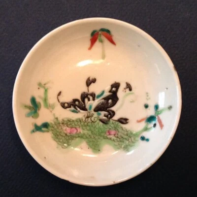 ~ Antique Chinese Qing Dynasty Hand Painted Porcelain Dish - Floral Butterfly  - Image 1 of 4