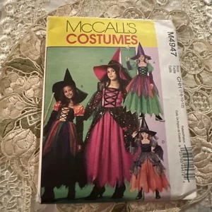 Disfraz de bruja McCall's Costumes M4947 2005 para niñas talla CHH 7-12 patrón sin cortar FF - Imagen 1 de 4