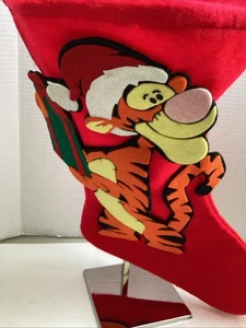 Medias de fieltro rojo vintage de Navidad de Winnie The Pooh Tigger - Imagen 1 de 8