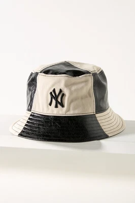Anthropologie x 47 Brand New York Yankees Logo Patchwork Cuero Sombrero Cubo NUEVO  Foto 1 de 2