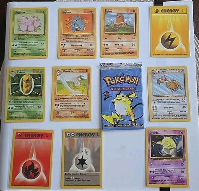 Pokemon Base Set 2 Booster Pack ABERTO Todas as Cartas Pacote Fresco Perfeito! - Imagem 1 de 4