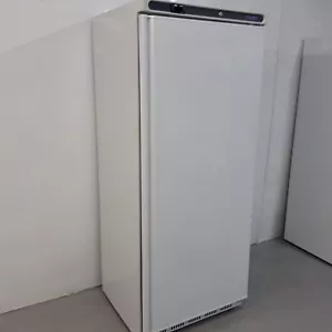 More details for polar upright fridge single door c-series white catering commercial polar cd614