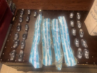 Chevy OEM 1963 Small Block Rocker  Arms & Push Rod Kit For V8 Engine - Image 1 of 4