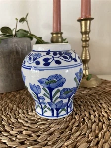 Chinese Floral Vase White Blue Flowers W/ Green Leaves 4”  Vintage - Picture 1 of 6