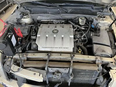 06-11 凯迪拉克 DTS 发动机电机 4.6 无核心充电 127,787 英里 — 第 1/4 张图片