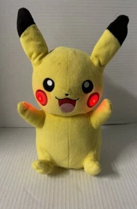 Pikachu Official Pokemon My Friend Tomy 2017 Talking & Light Up 10in Toy - Picture 1 of 2