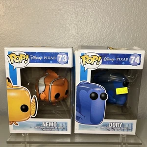 Funko Pop! Lote de figuras de vinilo abovedadas Disney Pixar Finding Nemo NEMO #73 DORY #74 - Imagen 1 de 22