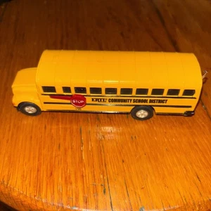 🚌 Ertl 1:64 gelber Schulbus 🚌 - Bild 1 von 5